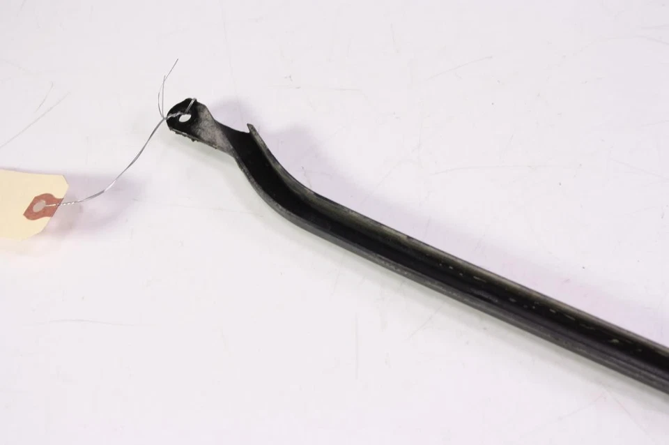 03 Triumph Sprint 955i Rear Brake Cable Line Hose Cover - Imagem 4 de 4