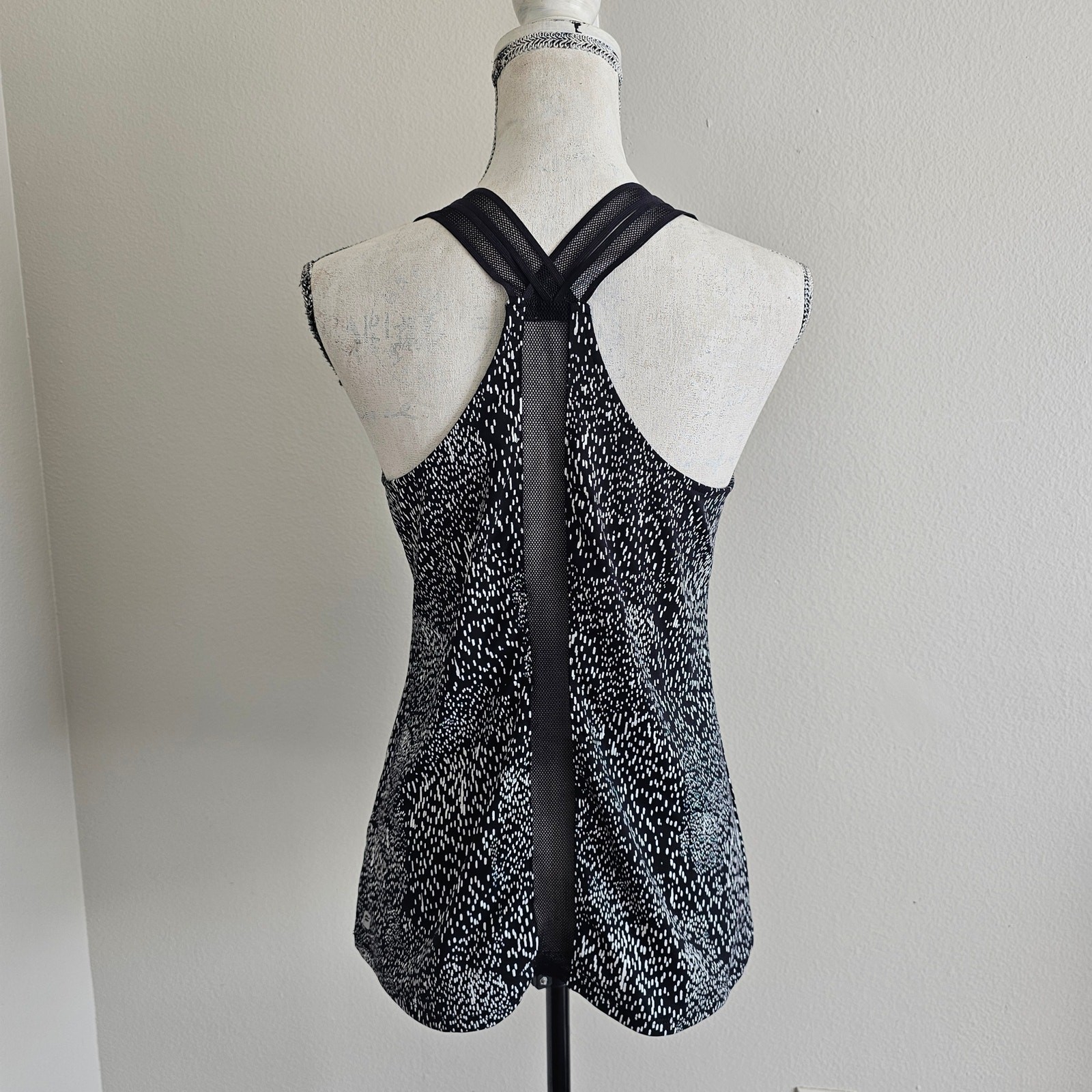 Fabletics Peyton Black Mesh Active Racerback Tank… - image 2