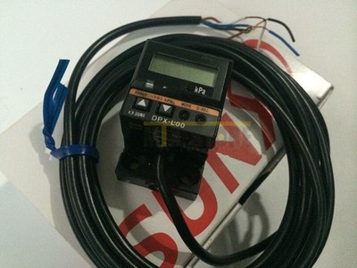 1PC New For SUNX Pressure Sensors DPX-L00 Brand new one *mc