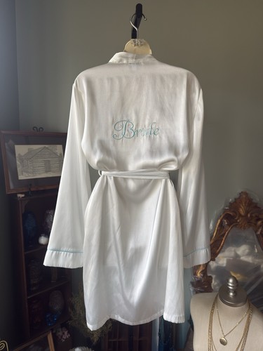 APT 9 INTIMATES 2 PIECE BRIDE NIGHTIE & BELTED ROBE SIZE LARGE - Bild 15 von 17