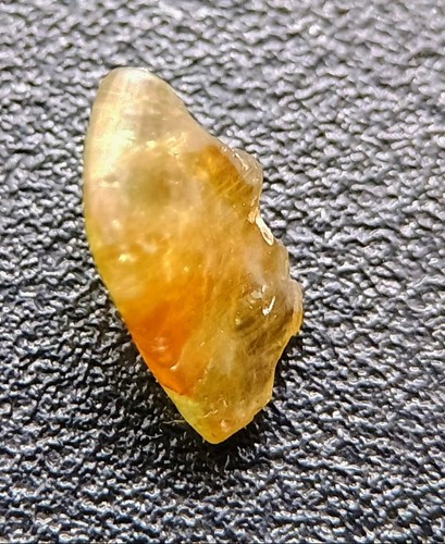 NATURAL AUSTRALIAN Rough Orange Yellow SAPPHIRE 1.31ct SI1 Tasmania Unheated - Picture 2 of 11