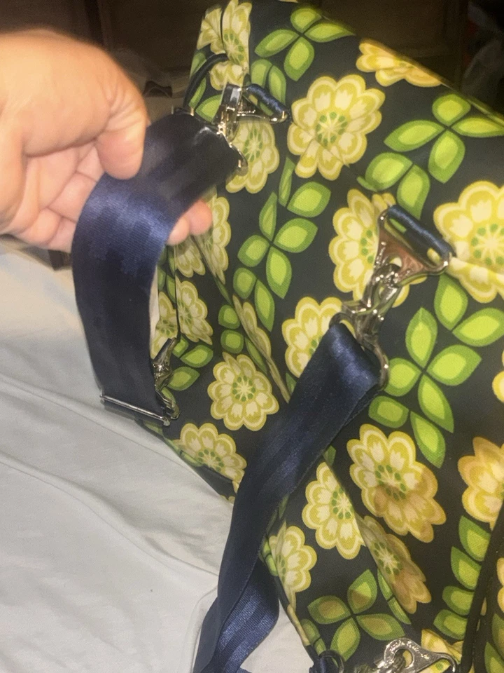 Petunia泡菜底方格背包尿布袋 — 第 4/4 张图片