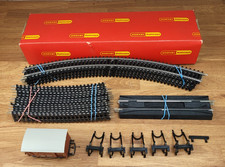 Hornby  Track  3xR620 8x R607 Curved Long, 14x R606 + 5x Barriers + Goods Wagon