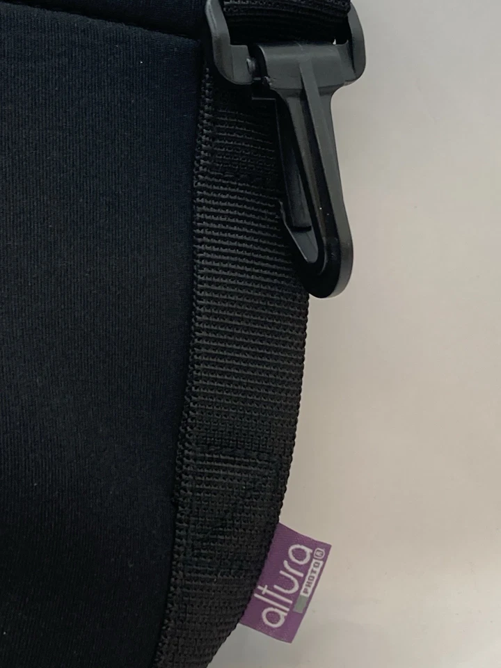 Lens Pouch - Altura Lens Bag BlkPurple Pouch Soft Inside Drawstring Hanging Clip - Image 4 of 4