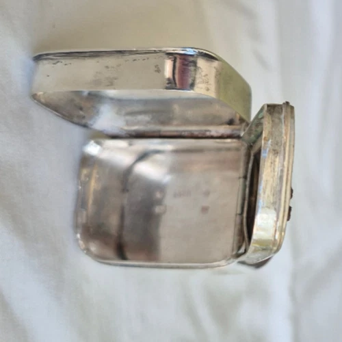 Rallador de nuez moscada de plata esterlina con sello, inglés de Birmingham - Matthew Linwood 1801 Foto 4 de 4