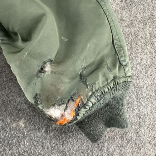 VINTAGE USAF Jacke Medium grün orange Bomber Flight MA 1 Alpha Industries 70er - Bild 10 von 24