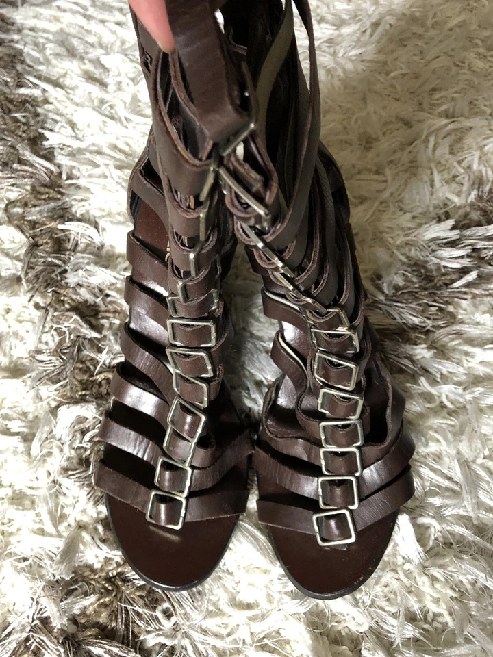 Sandalias con tiras MATIKO botas de cuña de gladiador - marrón chocolate con hebillas 5,5 Foto 2 de 4