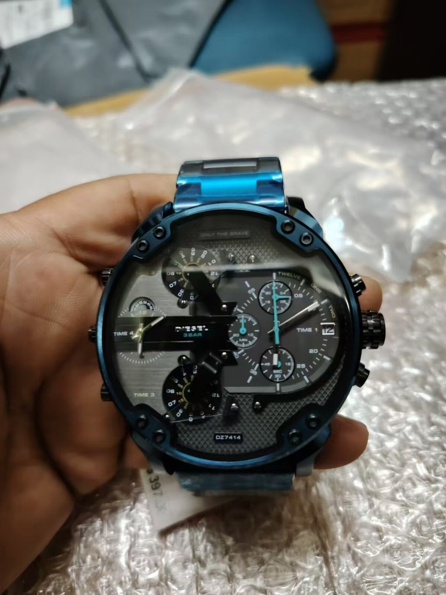 Diesel Mr. Daddy 2.0 Chronograph 4 Time Zone Grey Dial Blue Diesel Mr. Daddy 2.0 Chronograph 4 Time Zone Grey Dial Blue