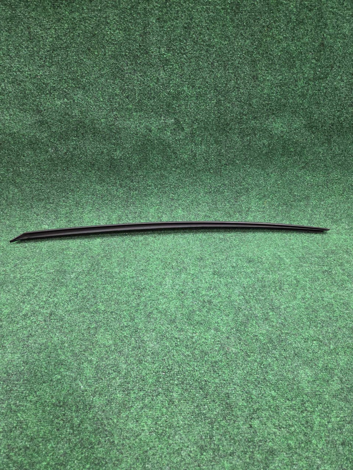 2020-2025 Audi A4 Right Windshield Water Deflector Strip Oem 8w0854328c