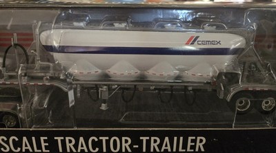 1:64 DCP *CEMEX* Peterbilt 389 Day Cab w/Pneumatic Tanker Trailer #31958