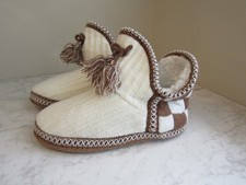 Ivory/Brown Tassel High Neck Sherpa-Like Lined Slippers Women's Size 39-40