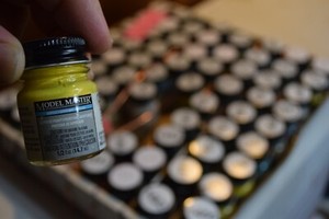 TESTORS MODEL MASTER ACRYLIC PAINT blue label 1/2 oz over 25 colors sold indivi