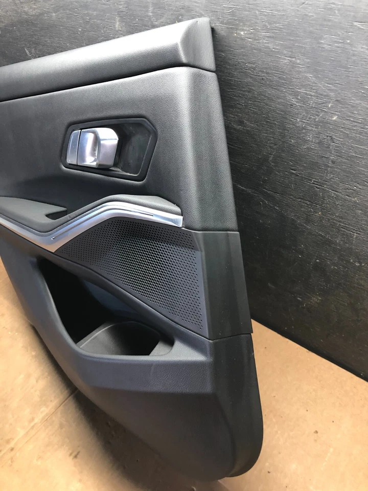 BMW 340i 330i G20 2019-2023 conductor trasero izquierdo panel de puerta interior derecho A0158 DG Foto 2 de 4
