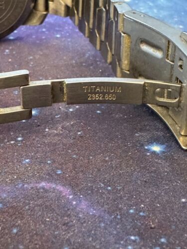 Tissot T-Touch Ana/digi titanium watch with titanium bracelet Z 253/353 - Picture 3 of 4