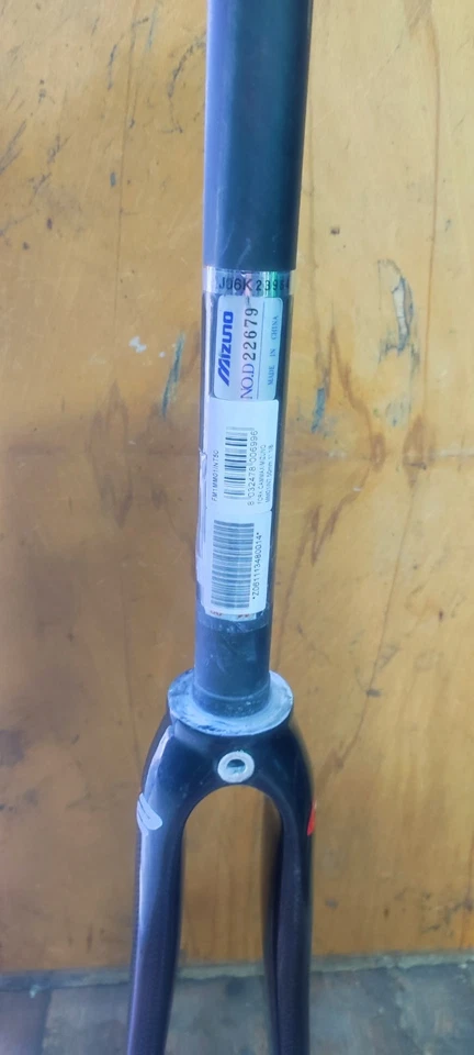 Mizuno Full Carbon 1 1/8 Inch Threadless Fork High Quality C2 Model - Image 4 of 4