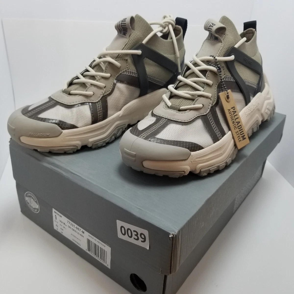Palladium Shoes Sneakers Mens Size 9.5 Beige‎ White Low Top Gum Sole 77330-116-M TROOP RUNNER – Palladium US main image 2