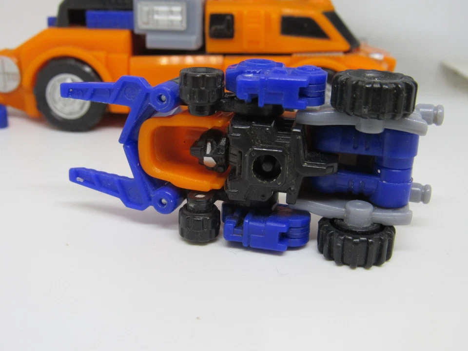 Transformers Armada Smokescreen  Hasbro 2002 Minicon Liftor - Image 3 of 4