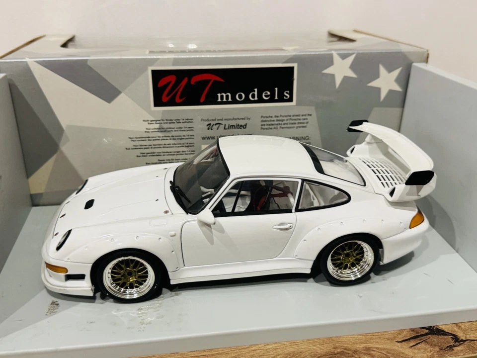 PORSCHE 911 GT2 Racing Street Version UT MODELS 1/18 (no Autoart no Kyosho) RARE - Immagine 2 di 4
