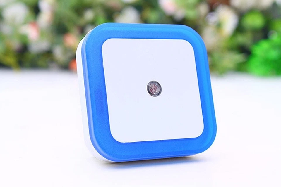 Veilleuse Nuit Capteur Lumière Intelligent Led Détecteur Mural Chambre Prise USA - Photo 4/4