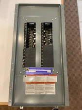 NEW SQUARE D NQ30L2C 225 AMP MAIN LUG PANELBOARD 30 CIRCUIT 240 VAC 48 VDC 1Ø