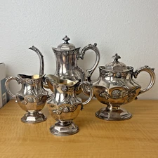 Antique Meriden B. Company Silverplate Tea Set | Creamer, Sugar, Teapots 2054