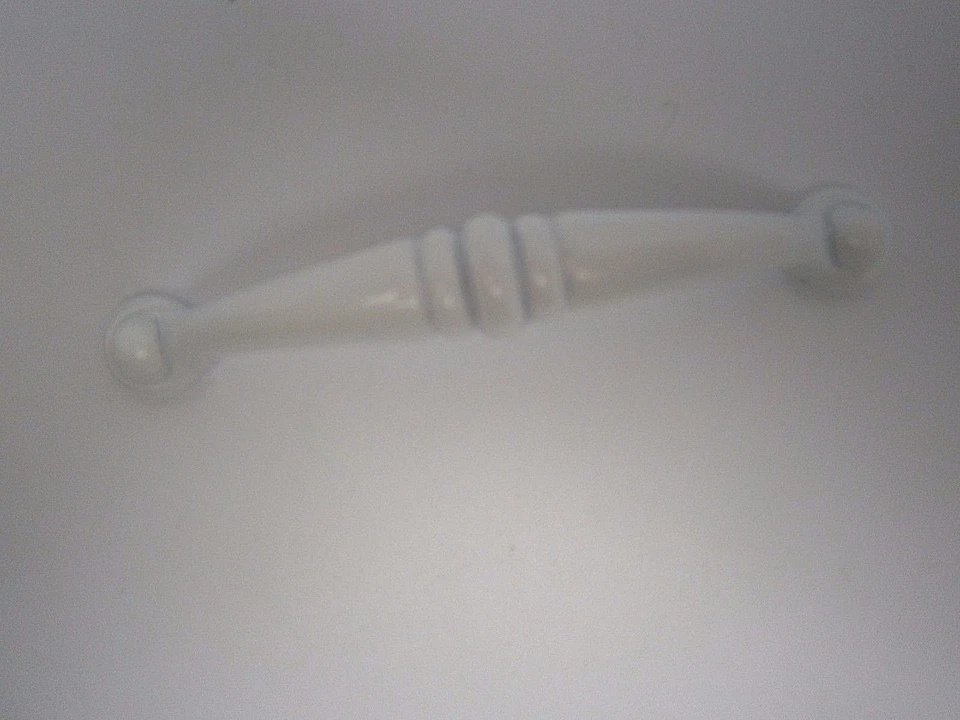 Smedbo Vintage Pull B544 3 7/8" Blanco sobre Zamak 576N Foto 2 de 4
