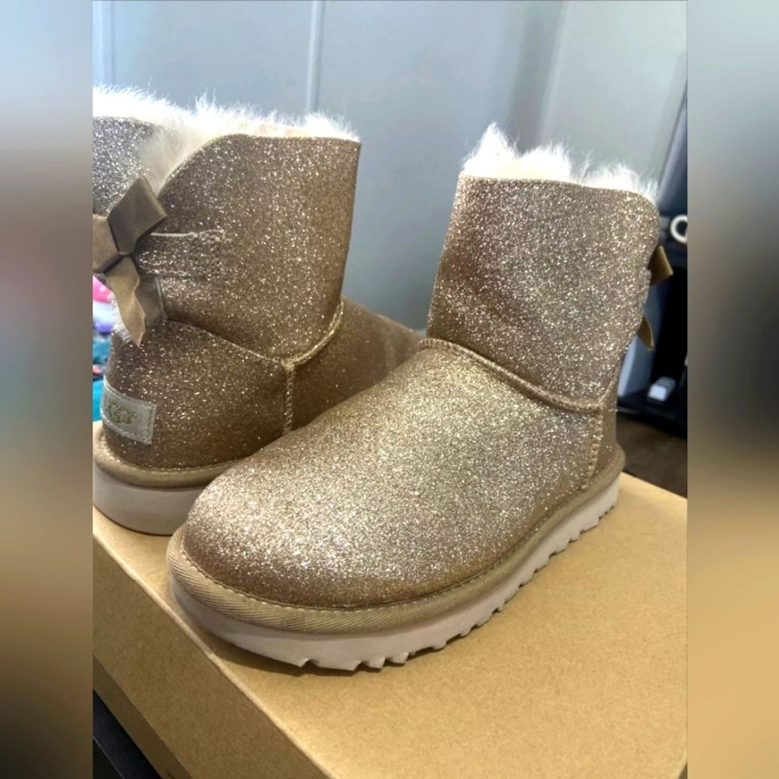 UGG Mini Bailey Bow Glitter Shearling Sheepskin W… - image 2
