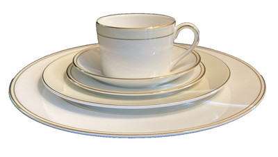 Wedgwood Vera Wang Champagne Duchess Five Piece Place Setting, New with Tags