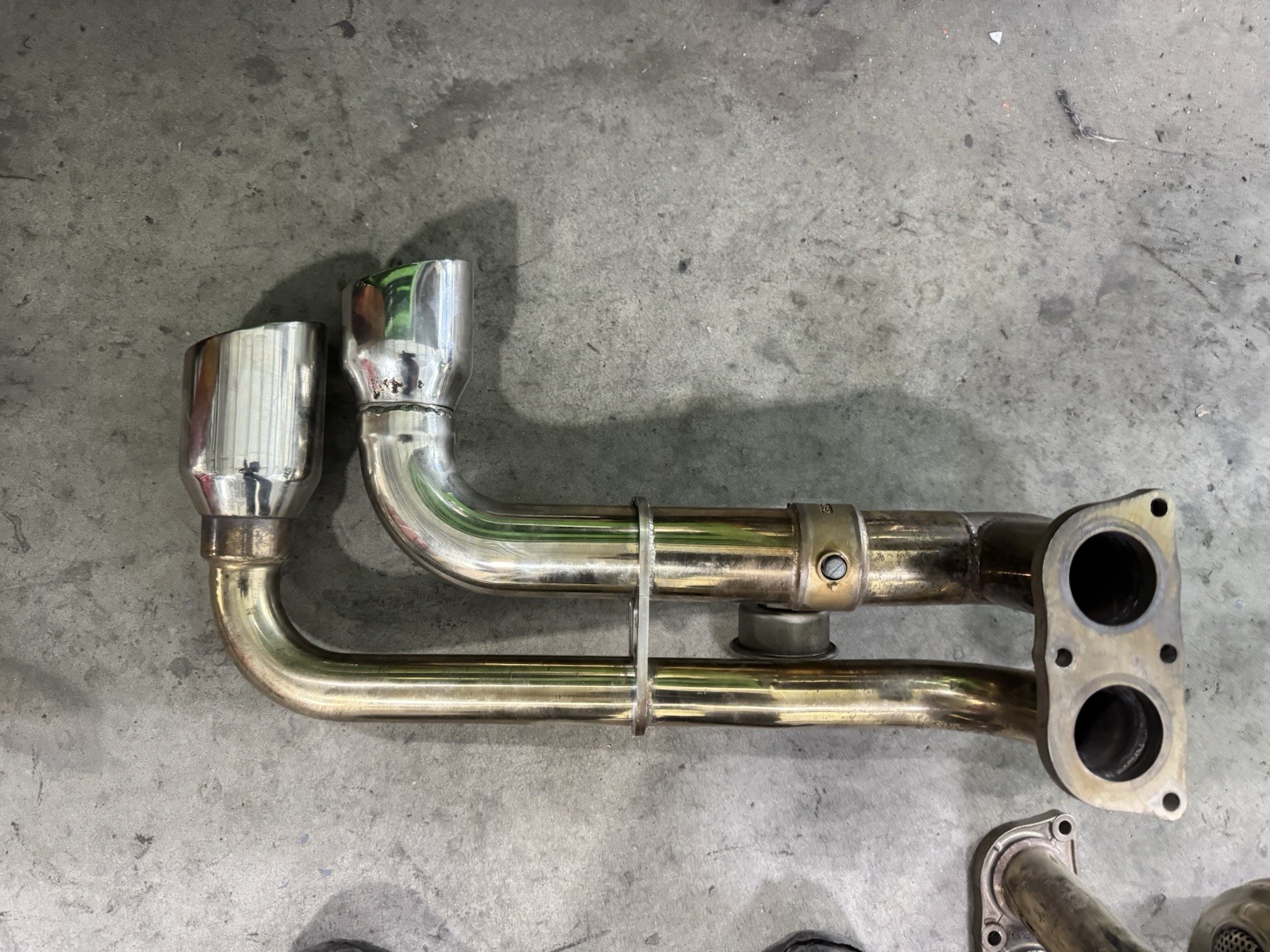Ferrari 430 Capristo Exhaust With Brackets