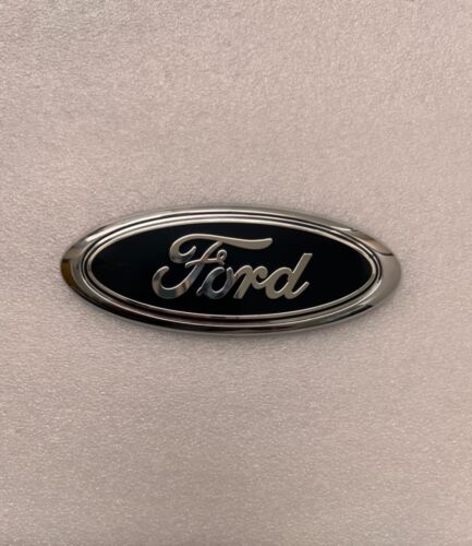 Insignia Ford Nueva 150MM X 60MM Negra Ovalada Mondeo Focus Transit Fiesta - Imagen 4 de 5