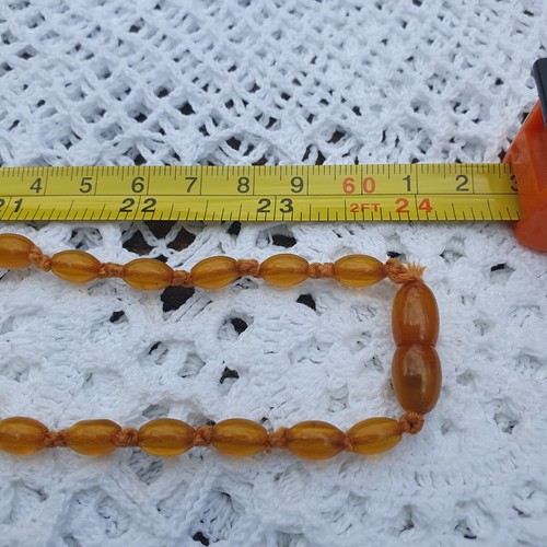 Vintage Bakelite Necklace - 80g Amber Tones - Knotted Graduated Beads - 48" - Picture 10 of 13
