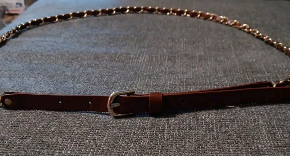 Faux Leather Trim Gold Tone Chain Belt 40\