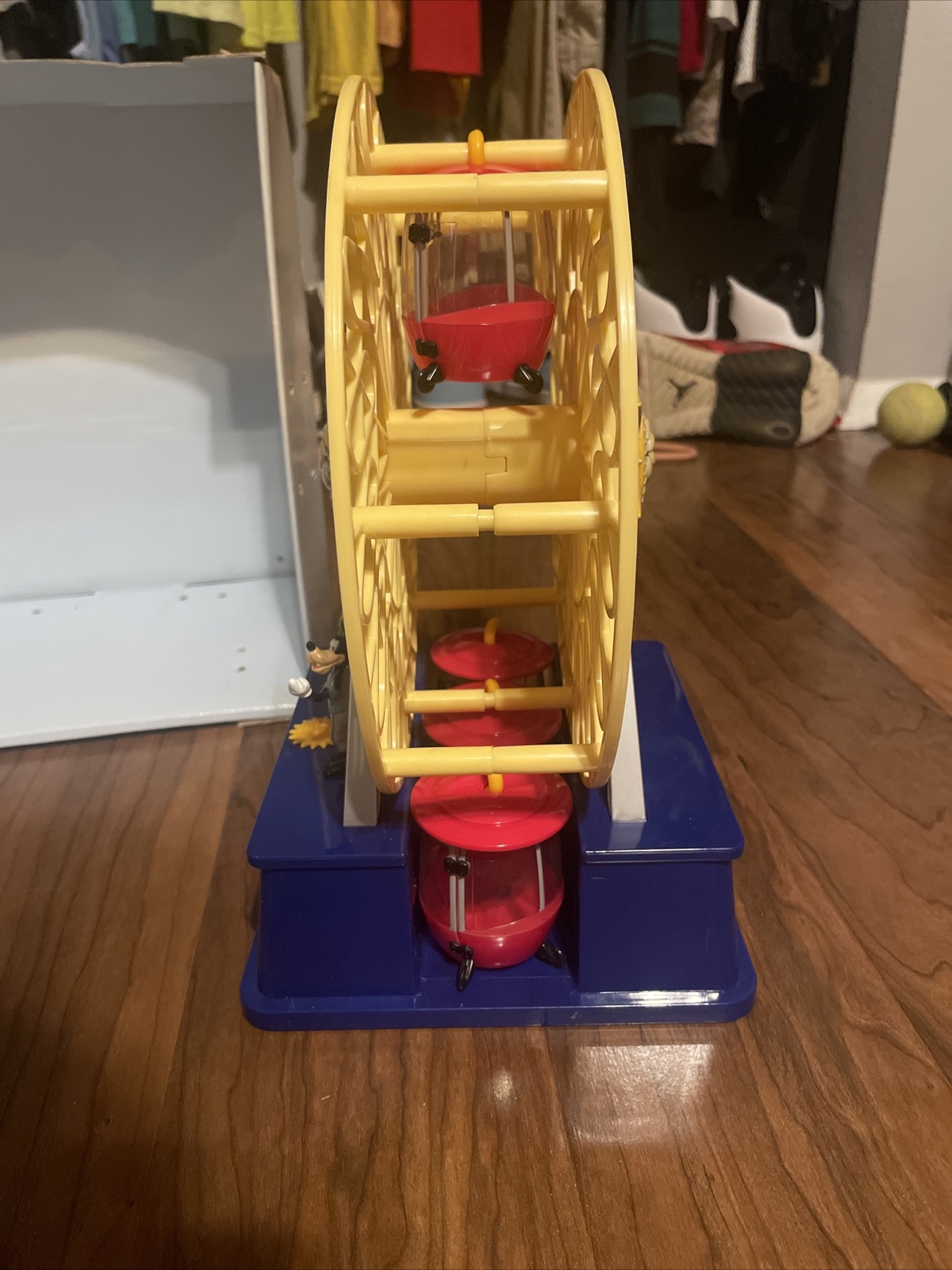 Disneyland California Adventure Paradise Pier Monorail Play Set Sun