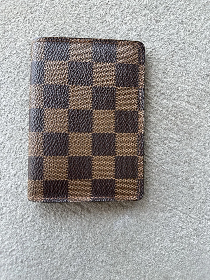 Tarjetero Louis Vuitton Damier Foto 2 de 4