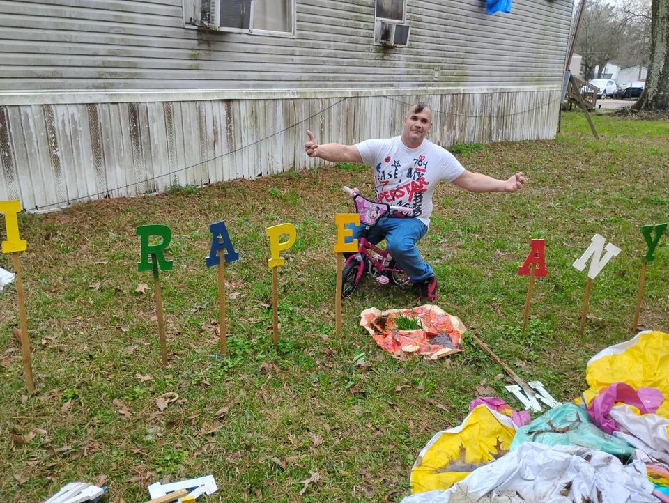 Triciclo Huffy Minnie Mouse Triciclo Niño Pequeño Foto 2 de 2