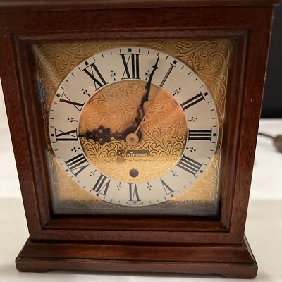 Vintage Wood Seth Thomas Electric Clock Buckingham EO18-000 Keeps