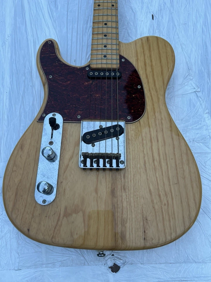 Zurdos G&L Edición Limitada Serie Tributo ASAT Clásico Ceniza Con Bolsa de Concierto Foto 2 de 4