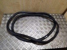 VW PASSAT B7 362 Türdichtungsgummi vorne links 3C4867911B 2.00 Diesel 26167276