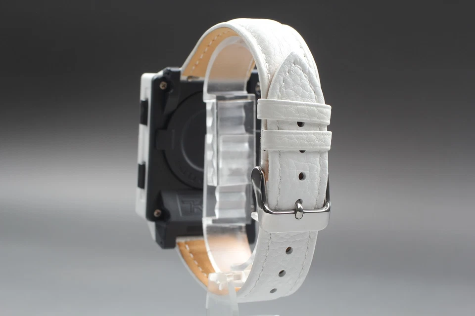 Near MINT Seiko Frequency B010-4010 Tetsuya Komuro White Quartz Mens Watch JAPAN - Image 4 of 4