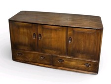 ERCOL WINDSOR SIDEBOARD SOLID ELM AND BEECH MID CENTURY VINTAGE SUPERIOR QUALITY