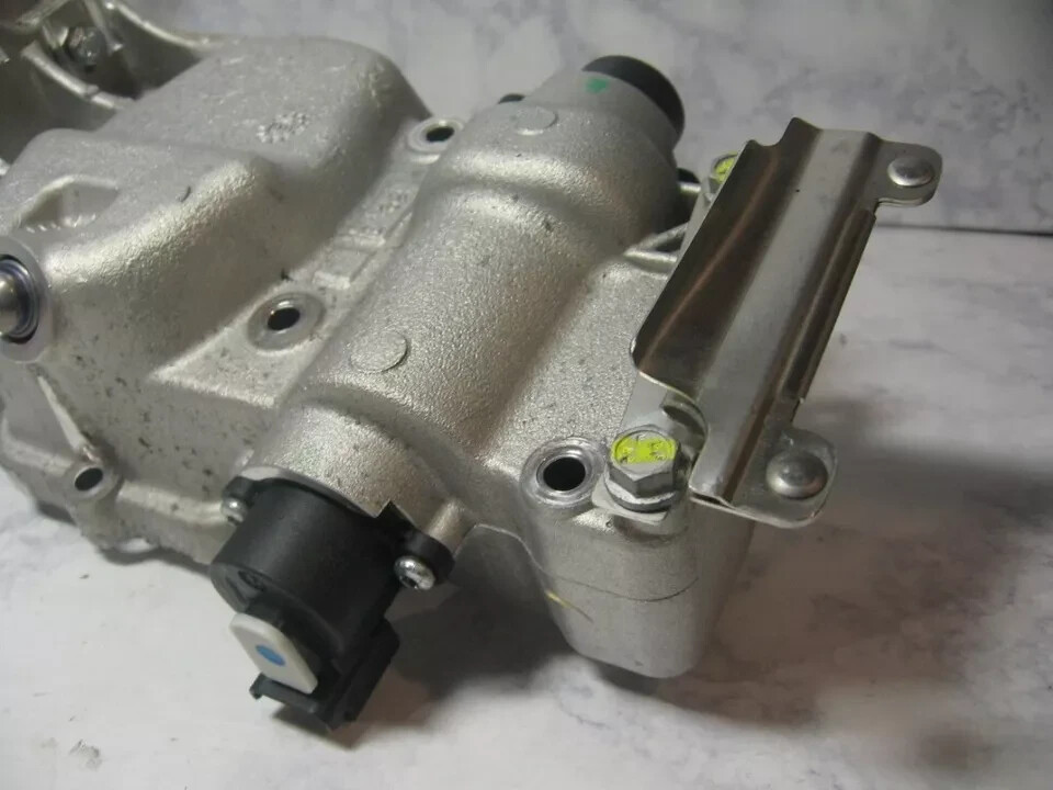 Gallardo E-Gear Transmission Shift Actuator 086398163B Hydraulic Gear Selector