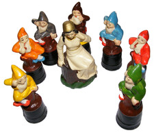alte Masse Figuren M&auml;rchen Schneewittchen und die 7 Zwerge Fingerhut Figur DDR