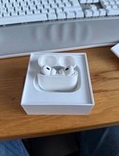 AirPods 2nd Generation White Bluetooth Earbuds Sealed Box