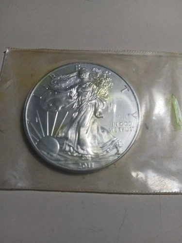 1 TROY OUNCE  2011 AMERICAN EAGLE .999 FINE SILVER WALKING LIBERTY COIN BULLION