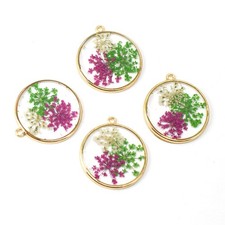 C 8PCS Gold Tone Dried Pressed Flower Resin Round 30mm Charm GYX2005