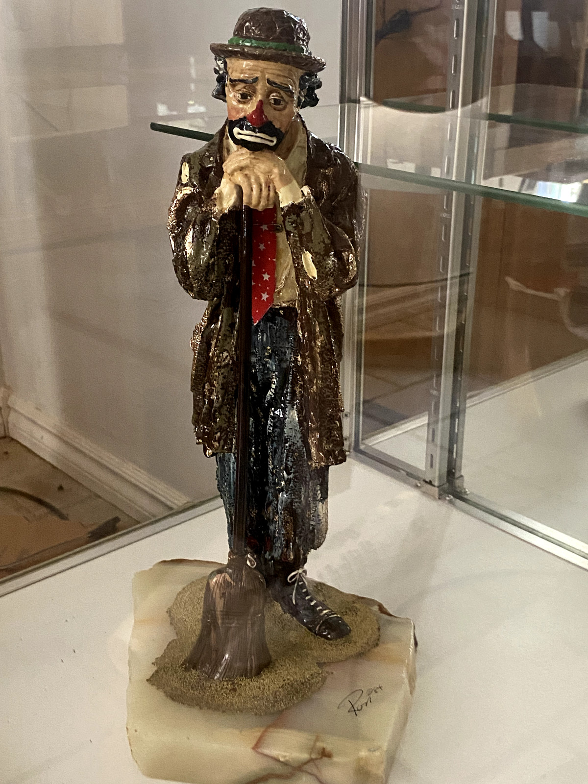 Rare Ron Lee “Weary Willie” Figurine – Emmett Kelly Signed, Hand-Painted on Onyx