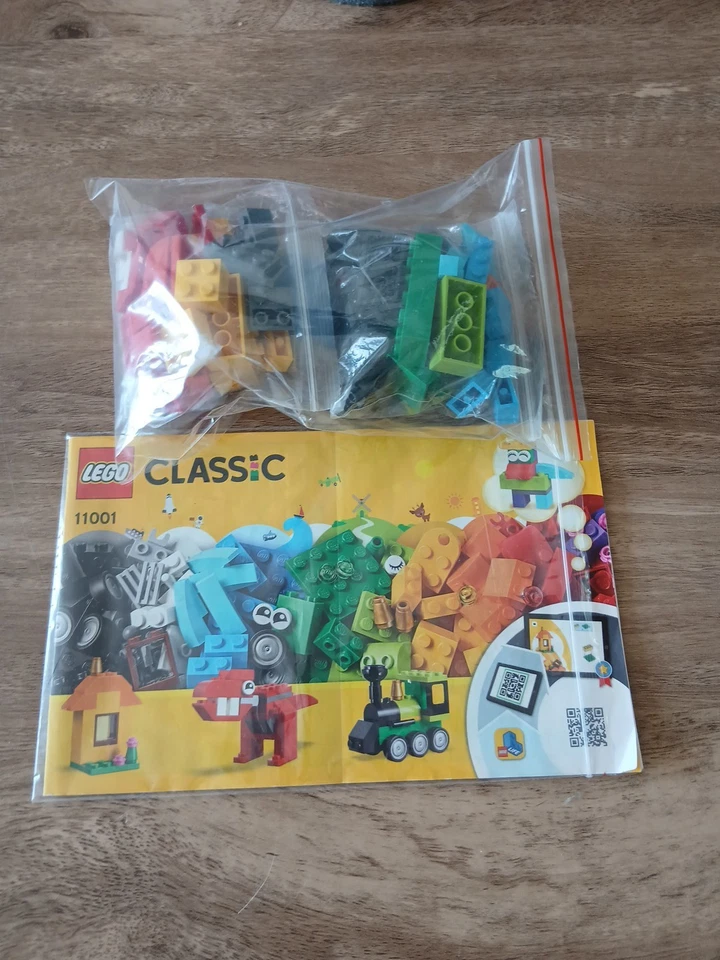 LEGO 11001