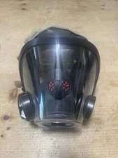 Scott AV-3000 HT Fire Fighter SCBA Mask w/ Amp Bracket SIZE: Medium 4-pt Net BF