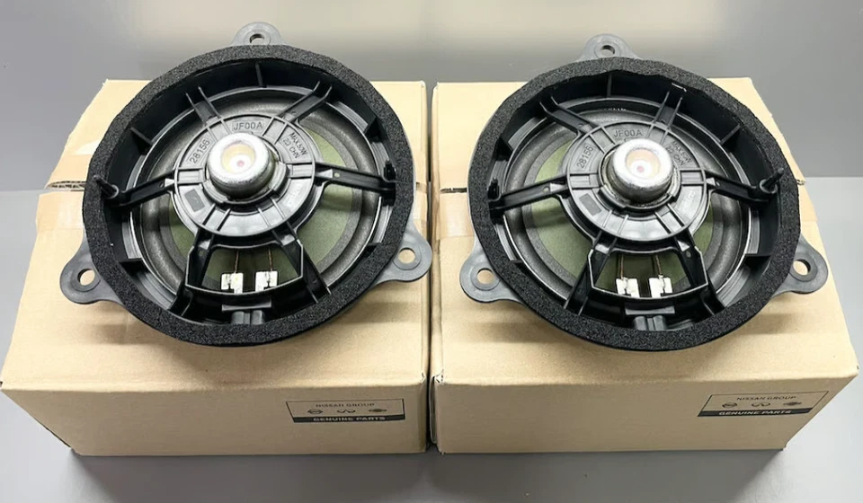 Ensemble haut-parleurs de porte avant d'origine Nissan GT-R R35 OEM Standard ... - Photo 2/3