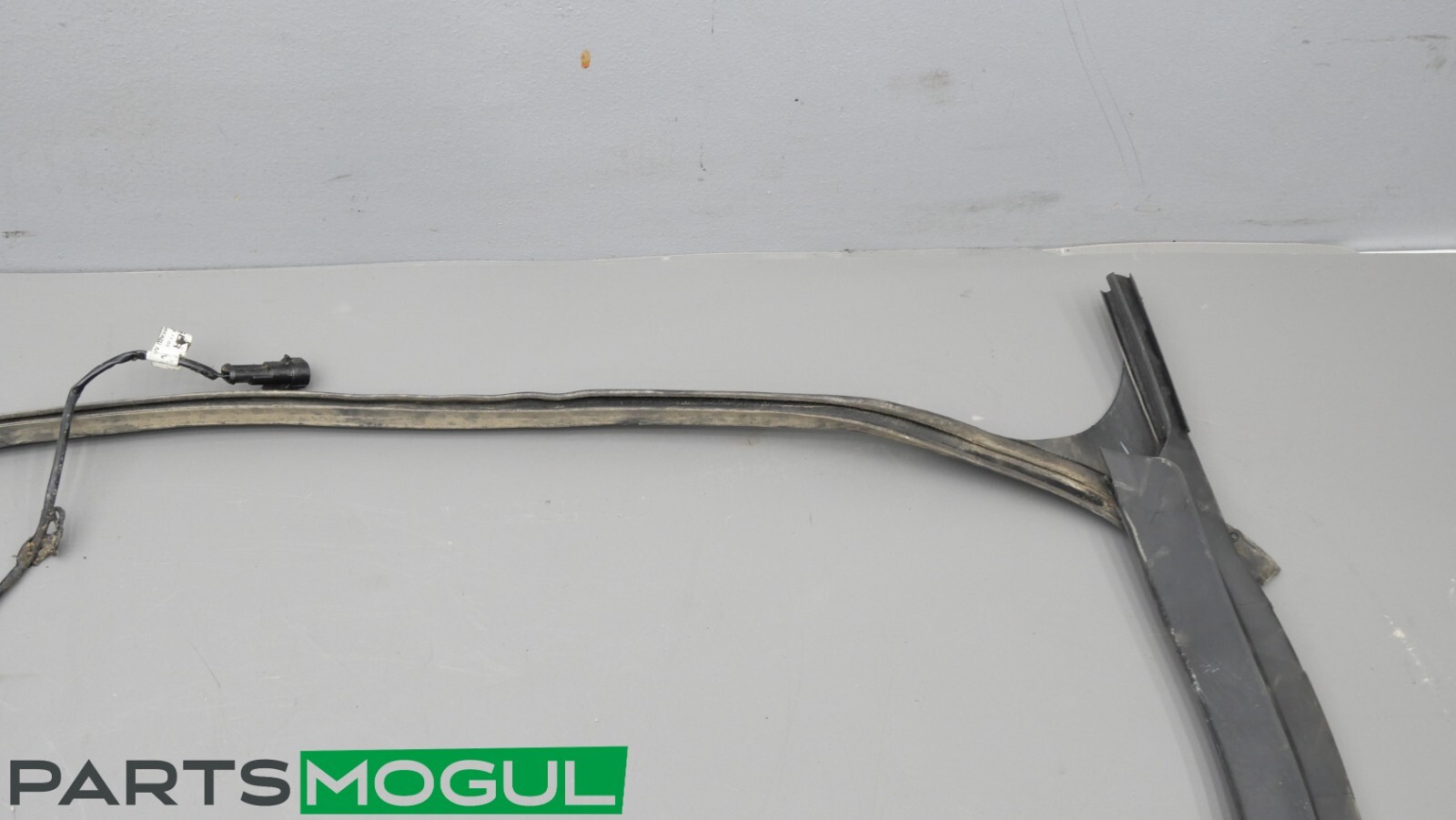 Maserati Quattroporte 2003-2008 REAR+LEFT Rear window